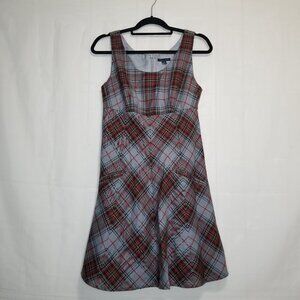 Tommy Hilfiger sleeveless plaid dress gray red size 6 100% wool with pockets